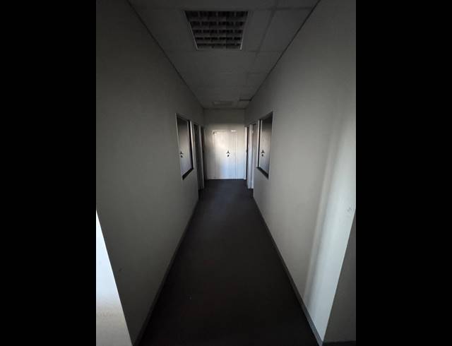 7,500M² OFFICE FOR SALE IN EAST LONDON CENTRAL